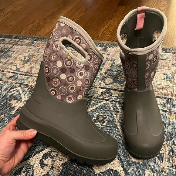 Bogs | Gray & Multicolor Neo-classic B-eye Waterproof Girls Boots Sz 3 Youth - Picture 1 of 6